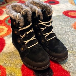 Sorel Explorer Joan Winter Boot Size 8